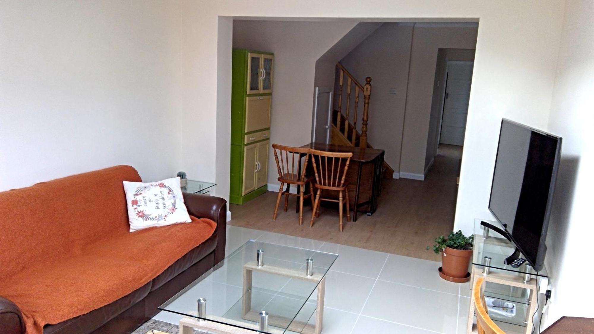 Luxury London Ensuite Double Room, Park Free, Tram-Train! ميتشام المظهر الخارجي الصورة